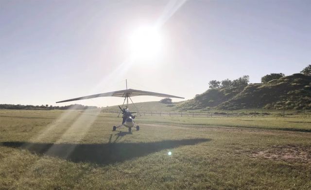 乾港集團高層草原自駕游