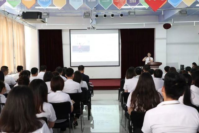 丁紅艷-乾港網絡總經理